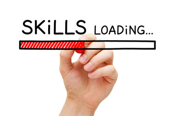 唐某驾驶一辆大客车承载74人核载55人以每小时三